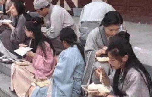 群演资料,揭秘幕后英雄的精彩人生